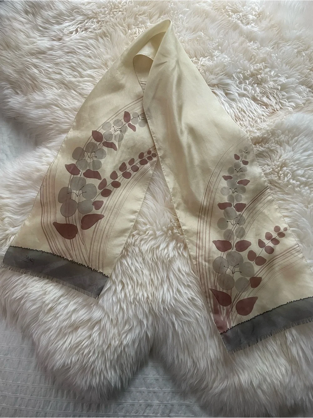 Vintage Pier Scarf Pastel Floral Fringed Oblong Cream Dusty Rose Grey 70’s